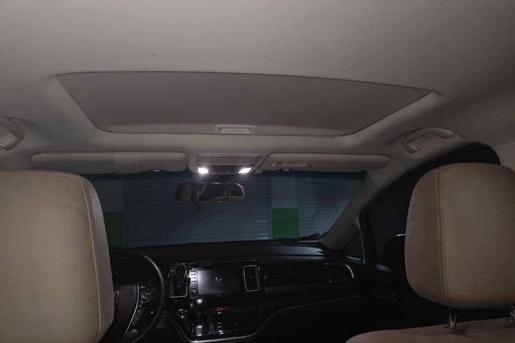 Used Honda Elysion 2019 2.0L Hybrid Luxury Edition Headliner