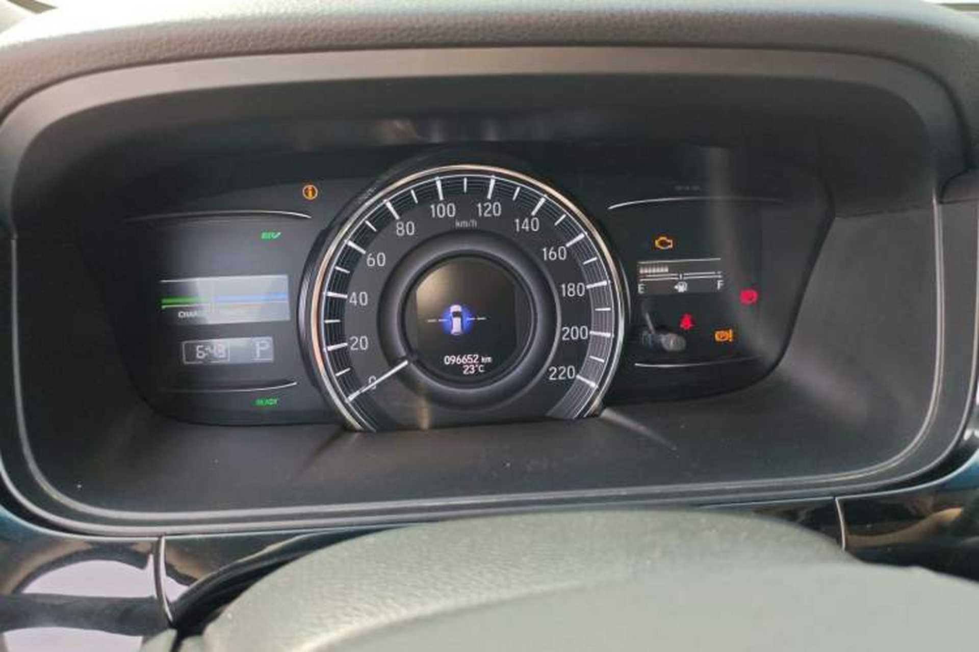 Used Honda Elysion 2019 2.0L Hybrid Luxury Edition Instrument Cluster
