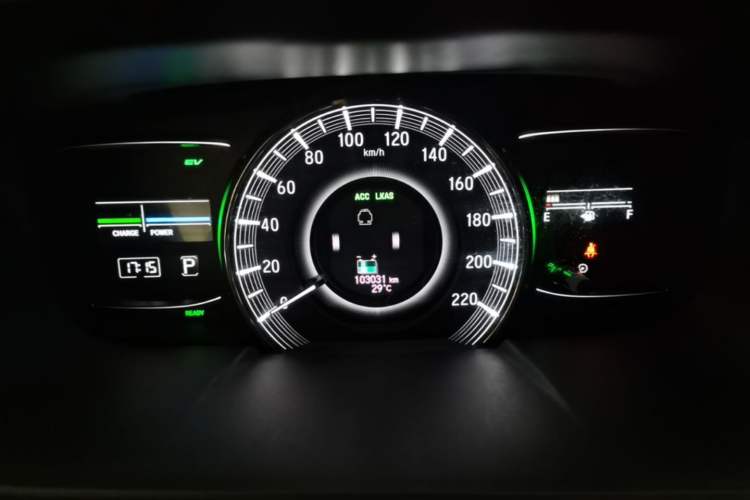 Used Honda Elysion 2019 2.0L Hybrid Luxury Edition Instrument Cluster
