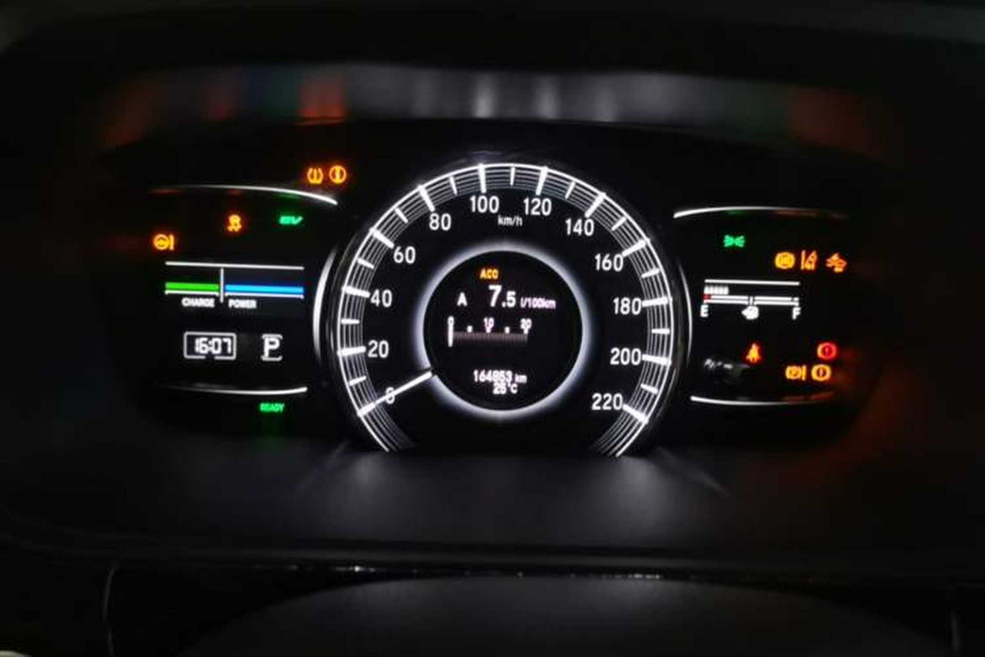 Used Honda Elysion 2019 2.0L Hybrid Luxury Edition Instrument Cluster