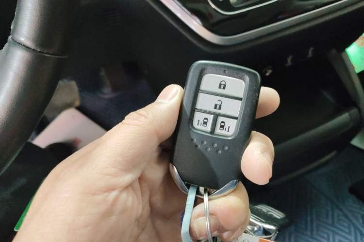 Used Honda Elysion 2019 2.0L Hybrid Luxury Edition Interior 1