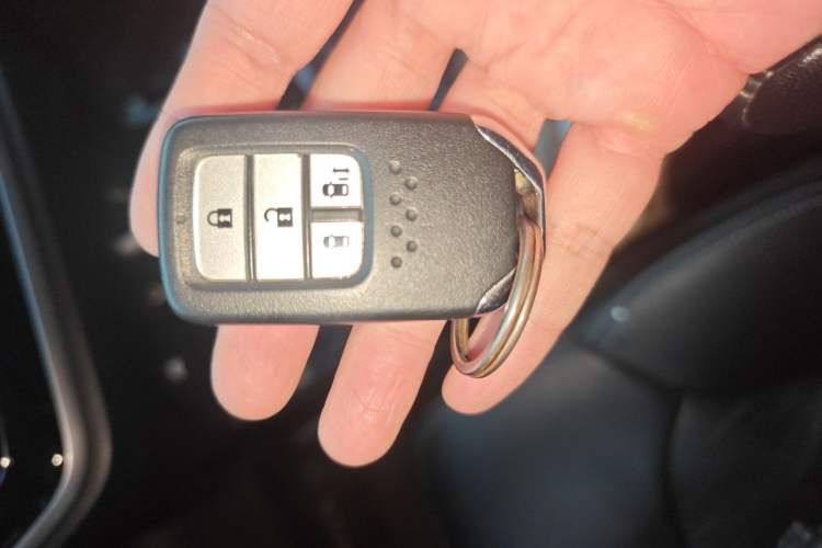 Used Honda Elysion 2019 2.0L Hybrid Luxury Edition Interior 1