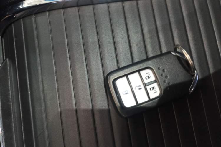 Used Honda Elysion 2019 2.0L Hybrid Luxury Edition Interior 1