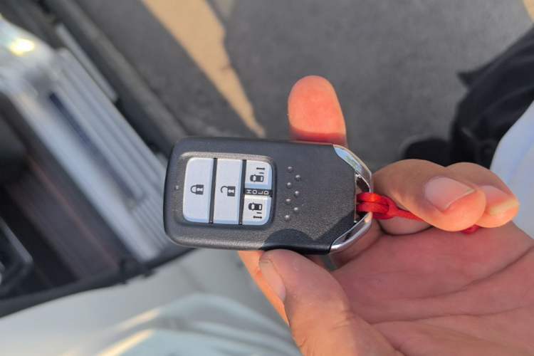 Used Honda Elysion 2019 2.0L Hybrid Comfort Edition Interior 1