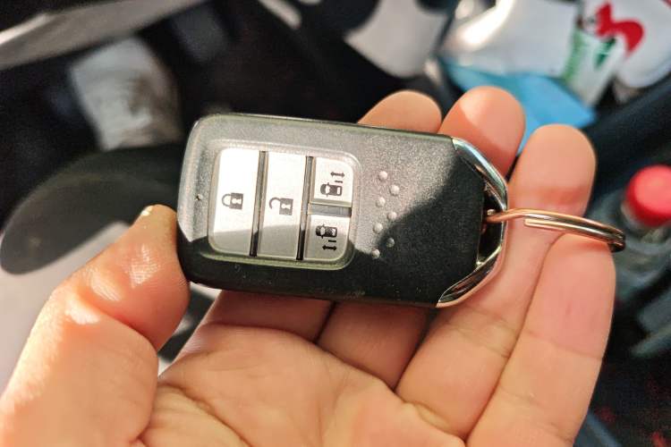 Used Honda Elysion 2019 2.0L Hybrid Luxury Edition Interior 1