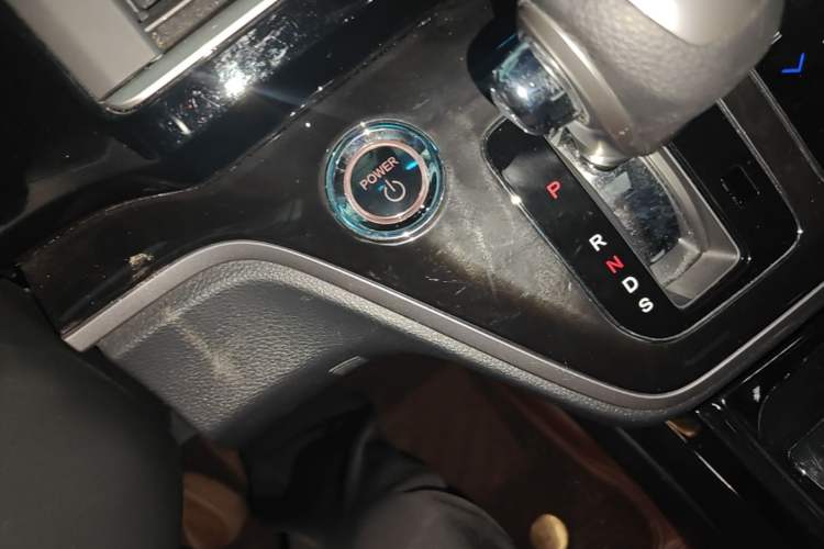Used Honda Elysion 2019 2.0L Hybrid Luxury Edition Interior 1