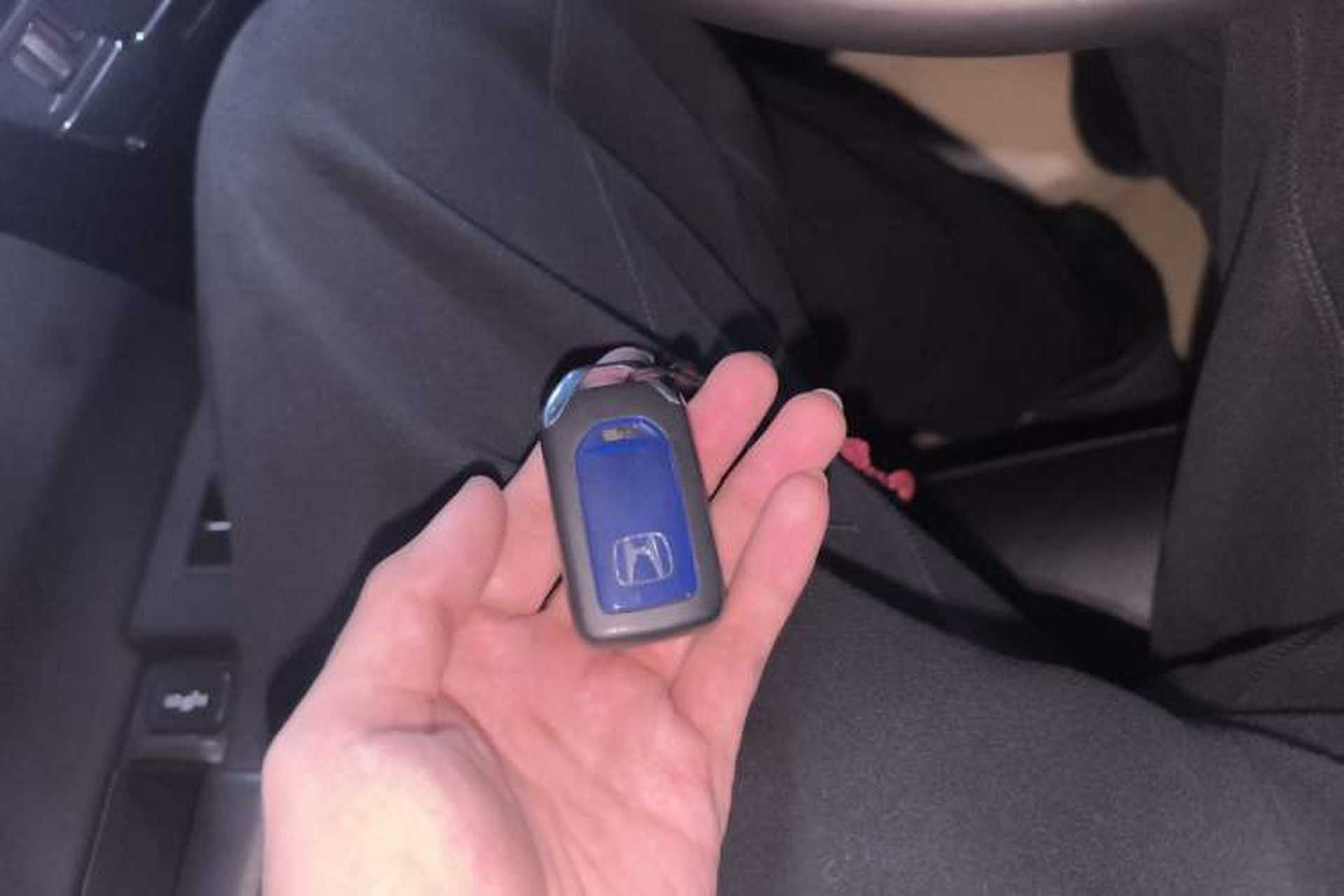 Used Honda Elysion 2019 2.0L Hybrid Comfort Edition Interior 1