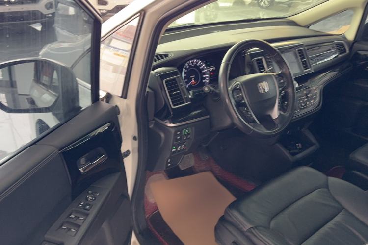 Used Honda Elysion 2019 2.0L Hybrid Luxury Edition Interior 1