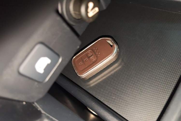 Used Honda Elysion 2019 2.0L Hybrid Luxury Edition Interior 1