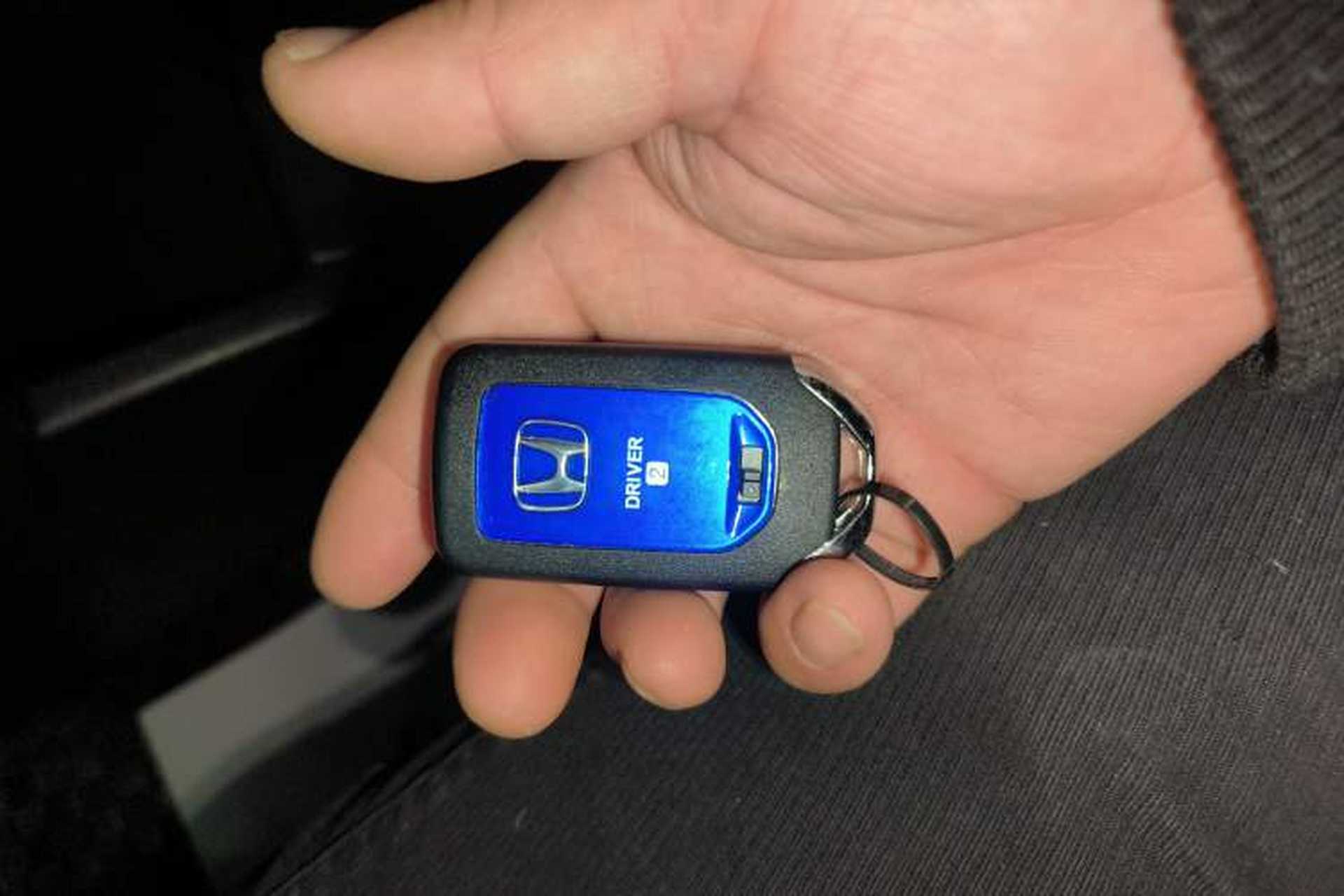 Used Honda Elysion 2019 2.0L Hybrid Supreme Edition Interior 1