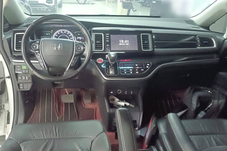 Used Honda Elysion 2019 2.0L Hybrid Luxury Edition Interior 2