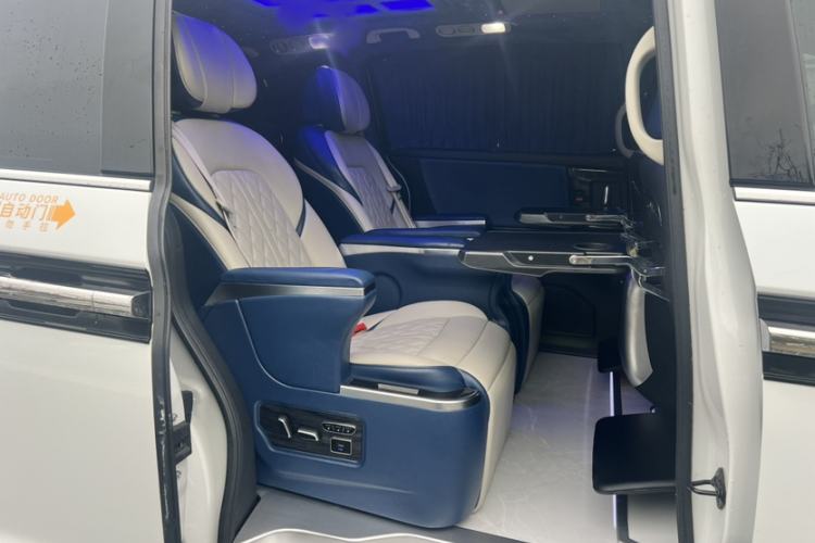 Used Honda Elysion 2019 2.0L Hybrid Comfort Edition Interior 2