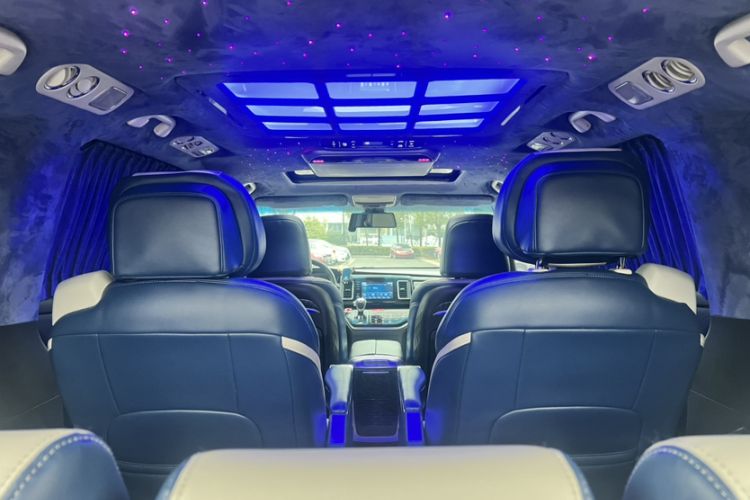 Used Honda Elysion 2019 2.0L Hybrid Comfort Edition Interior 3