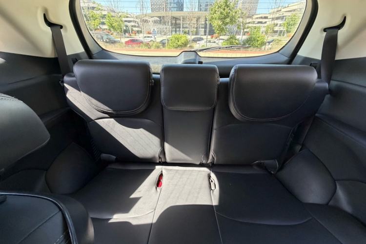 Used Honda Elysion 2019 2.0L Hybrid Comfort Edition Interior 9