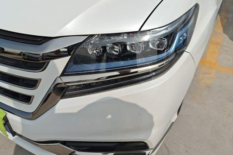 Used Honda Elysion 2019 2.0L Hybrid Luxury Edition Left Front Headlight
