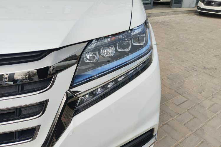 Used Honda Elysion 2019 2.0L Hybrid Luxury Edition Left Front Headlight