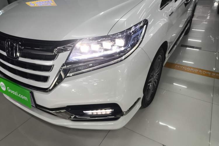 Used Honda Elysion 2019 2.0L Hybrid Luxury Edition Left Front Headlight