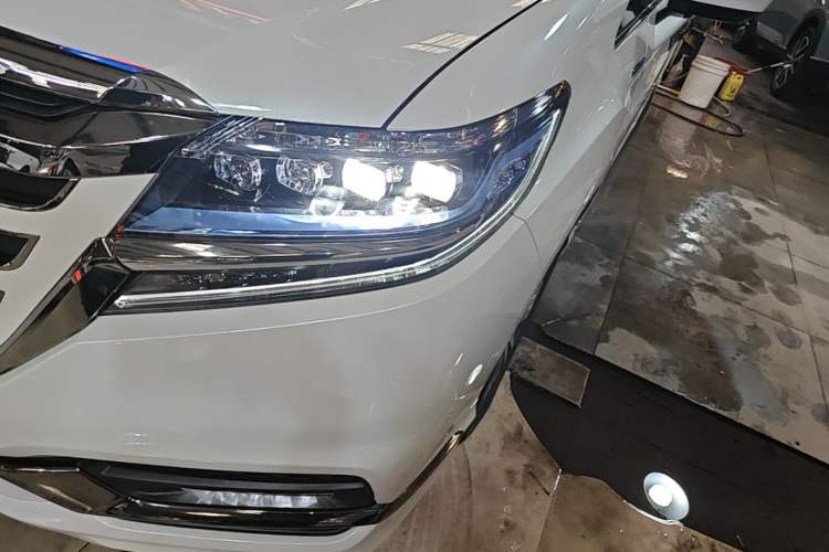 Used Honda Elysion 2019 2.0L Hybrid Luxury Edition Left Front Headlight