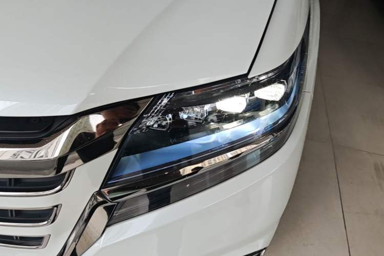Used Honda Elysion 2019 2.0L Hybrid Luxury Edition Left Front Headlight