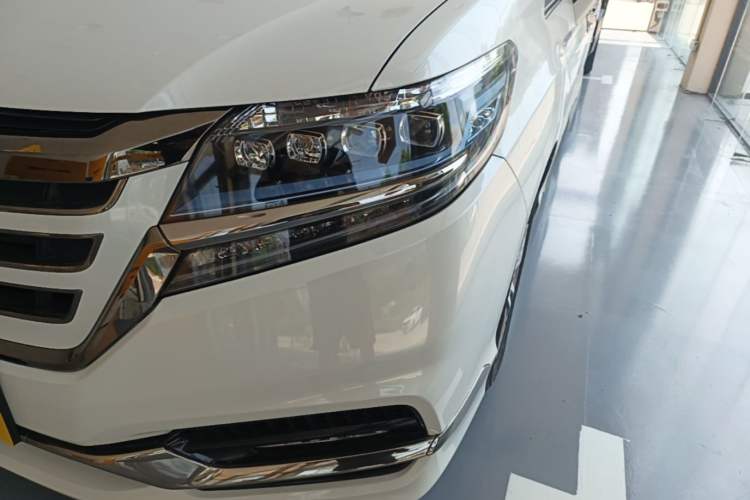 Used Honda Elysion 2019 2.0L Hybrid Luxury Edition Left Front Headlight
