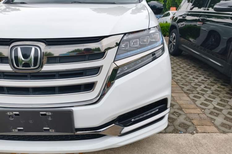 Used Honda Elysion 2019 2.0L Hybrid Luxury Edition Left Front Headlight