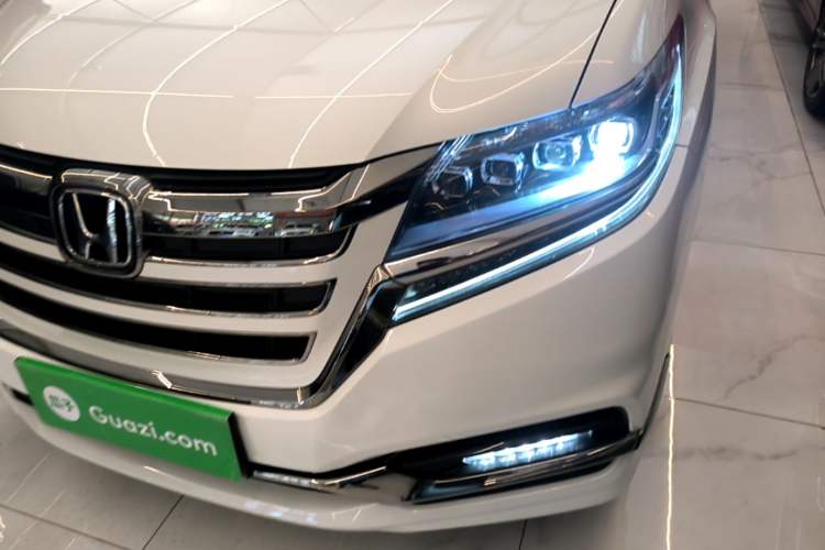 Used Honda Elysion 2019 2.0L Hybrid Supreme Edition Left Front Headlight