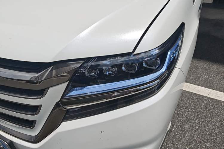Used Honda Elysion 2019 2.0L Hybrid Luxury Edition Left Front Headlight