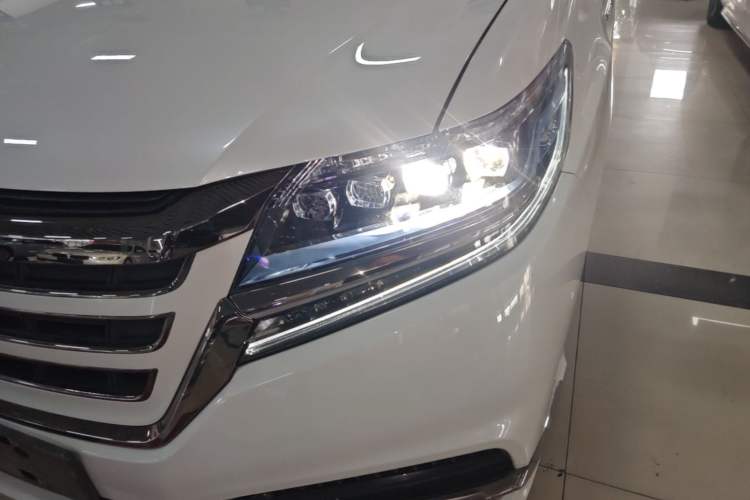 Used Honda Elysion 2019 2.0L Hybrid Luxury Edition Left Front Headlight