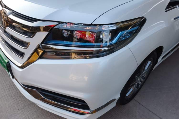 Used Honda Elysion 2019 2.0L Hybrid Luxury Edition Left Front Headlight