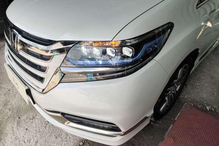 Used Honda Elysion 2019 2.0L Hybrid Luxury Edition Left Front Headlight