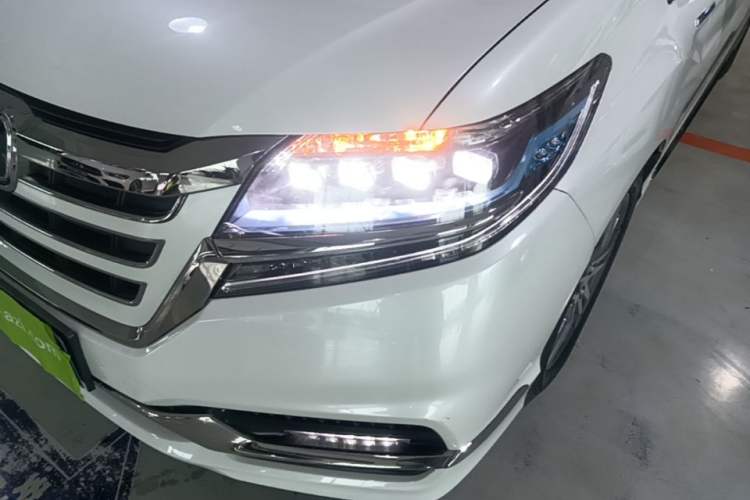 Used Honda Elysion 2019 2.0L Hybrid Luxury Edition Left Front Headlight