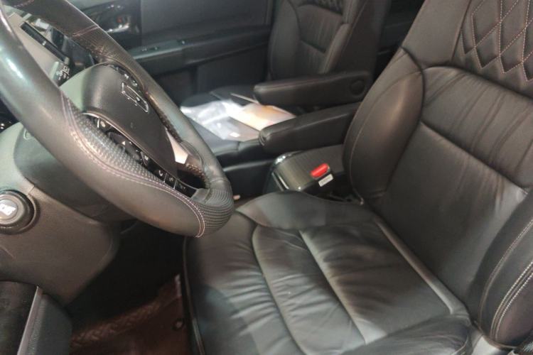 Used Honda Elysion 2019 2.0L Hybrid Luxury Edition Left Front Seat