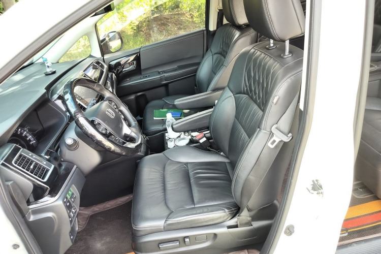 Used Honda Elysion 2019 2.0L Hybrid Luxury Edition Left Front Seat