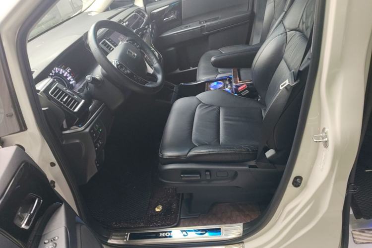 Used Honda Elysion 2019 2.0L Hybrid Supreme Edition Left Front Seat
