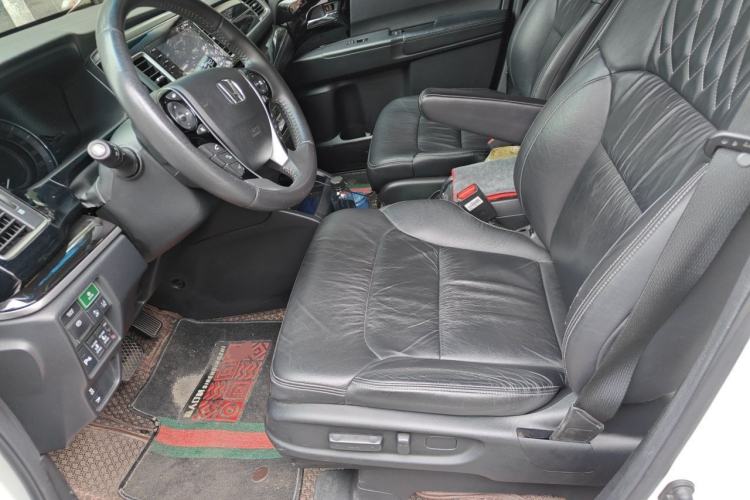 Used Honda Elysion 2019 2.0L Hybrid Luxury Edition Left Front Seat
