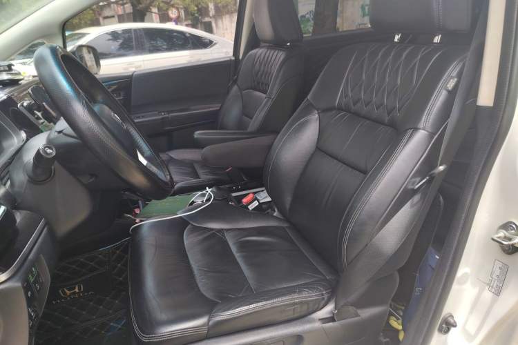 Used Honda Elysion 2019 2.0L Hybrid Luxury Edition Left Front Seat