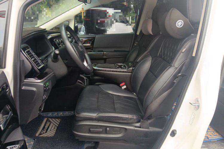 Used Honda Elysion 2019 2.0L Hybrid Luxury Edition Left Front Seat