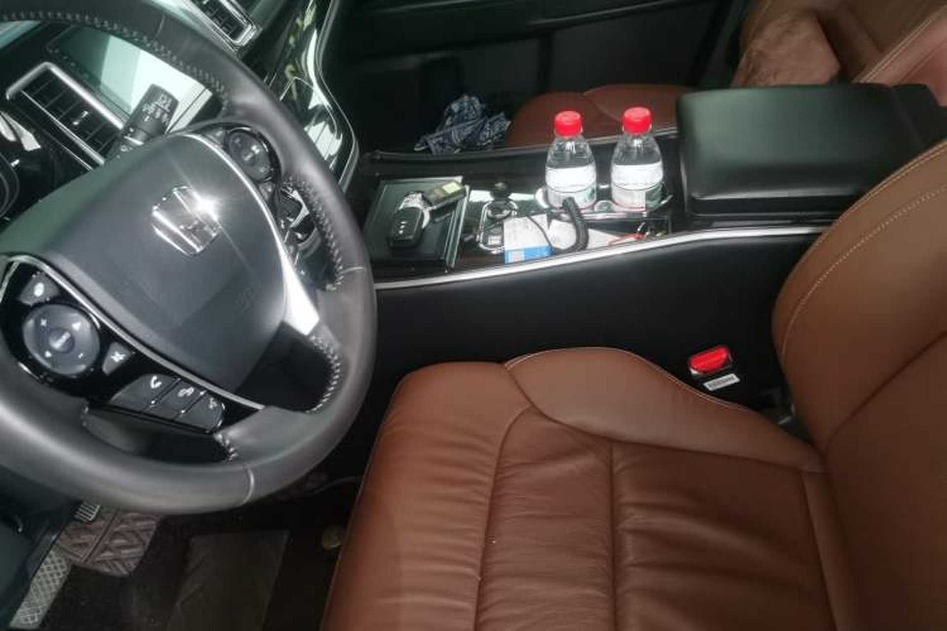 Used Honda Elysion 2019 2.0L Hybrid Supreme Edition Left Front Seat