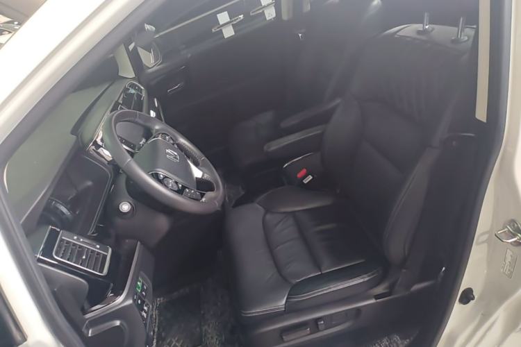 Used Honda Elysion 2019 2.0L Hybrid Luxury Edition Left Front Seat