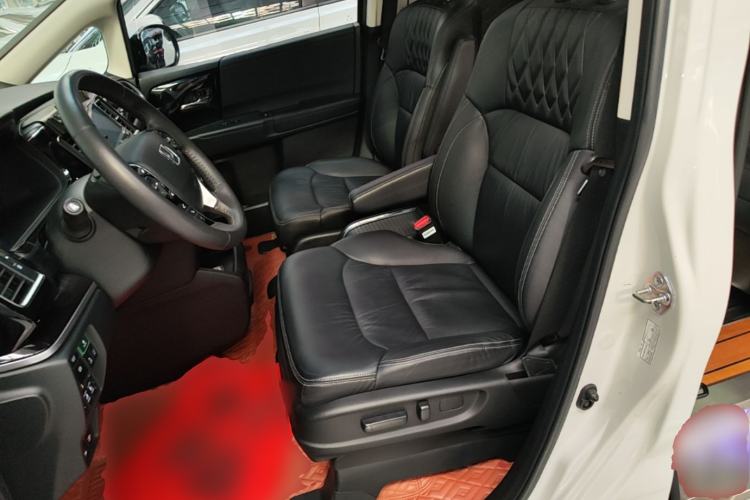 Used Honda Elysion 2019 2.0L Hybrid Supreme Edition Left Front Seat
