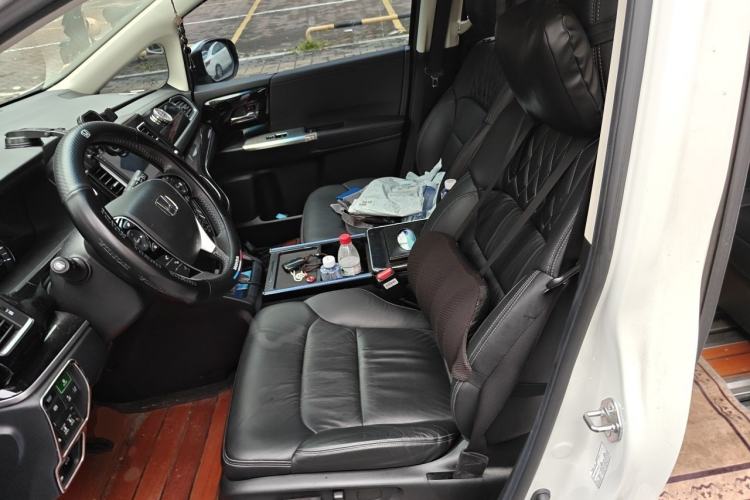 Used Honda Elysion 2019 2.0L Hybrid Luxury Edition Left Front Seat