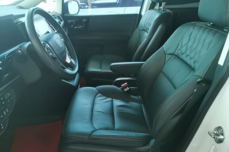Used Honda Elysion 2019 2.0L Hybrid Luxury Edition Left Front Seat