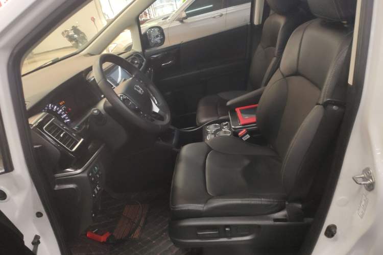Used Honda Elysion 2019 2.0L Hybrid Comfort Edition Left Front Seat