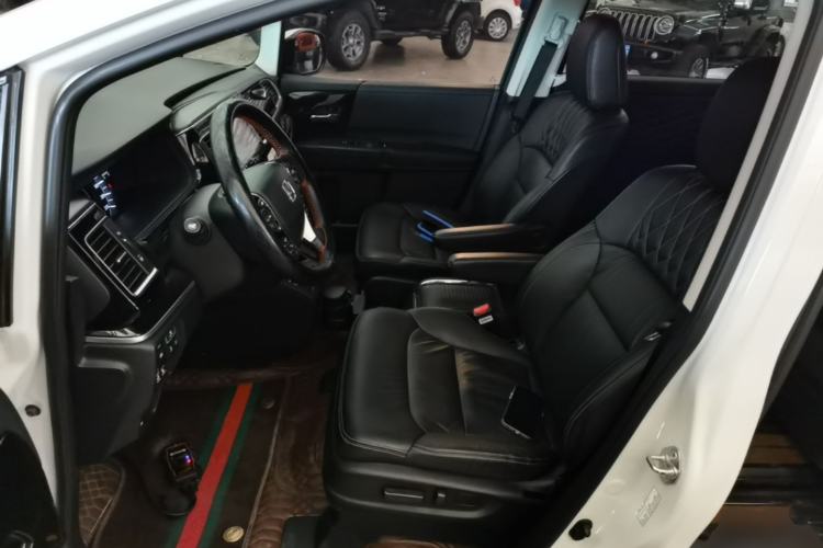 Used Honda Elysion 2019 2.0L Hybrid Luxury Edition Left Front Seat
