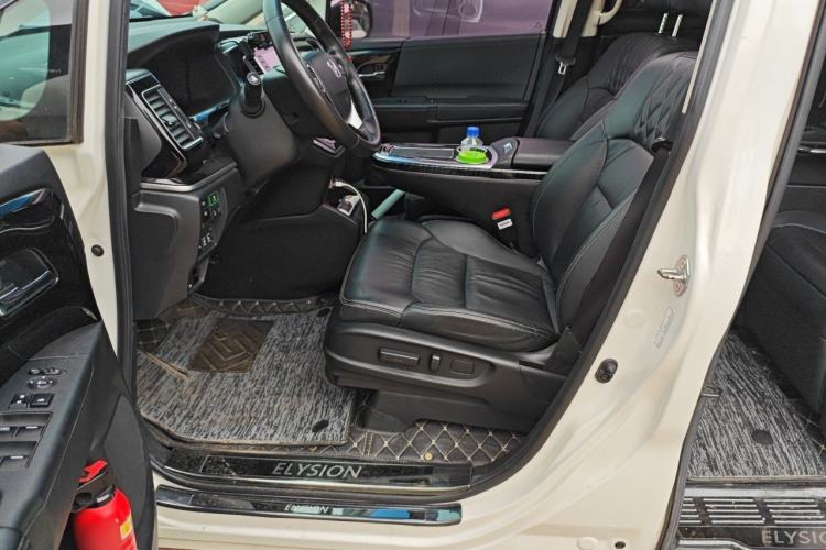 Used Honda Elysion 2019 2.0L Hybrid Luxury Edition Left Front Seat