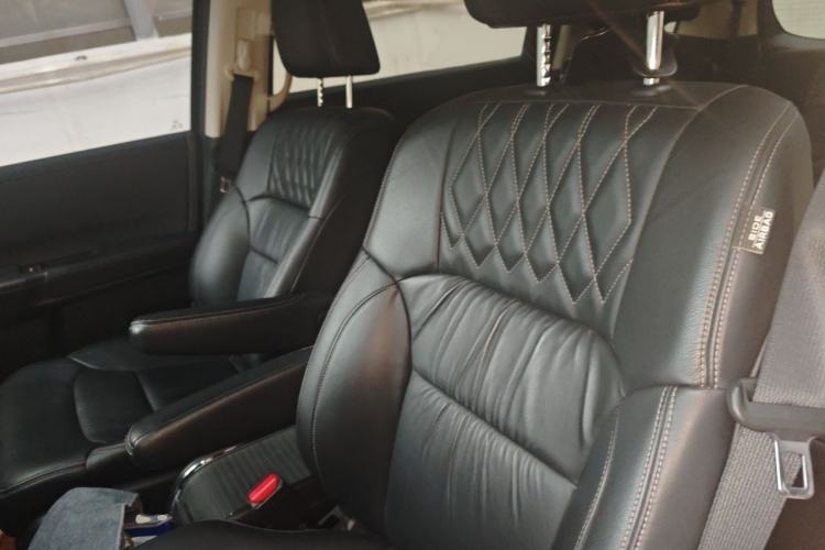 Used Honda Elysion 2019 2.0L Hybrid Luxury Edition Left Front Seat