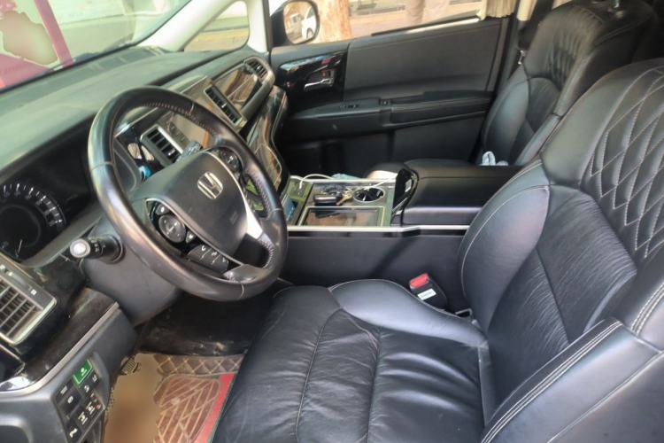 Used Honda Elysion 2019 2.0L Hybrid Luxury Edition Left Front Seat