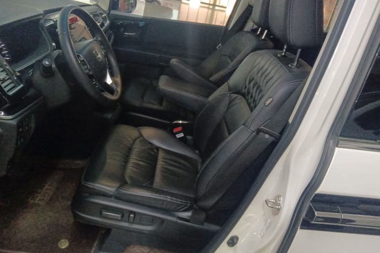 Used Honda Elysion 2019 2.0L Hybrid Supreme Edition Left Front Seat