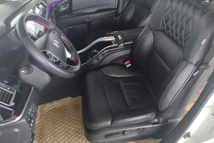 Used Honda Elysion 2019 2.0L Hybrid Luxury Edition Left Front Seat