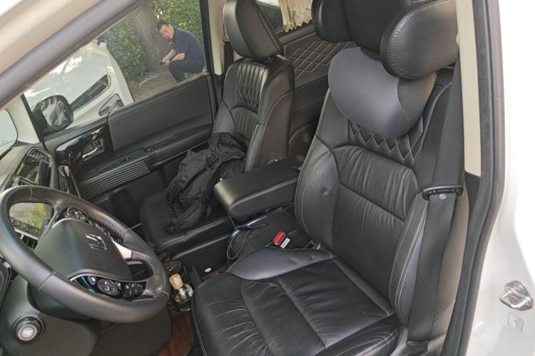 Used Honda Elysion 2019 2.0L Hybrid Luxury Edition Left Front Seat